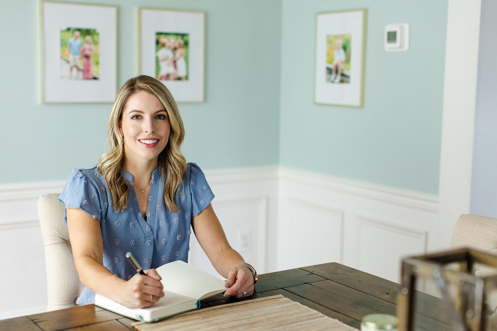 amy-sink-journaling-dining